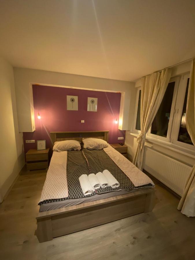 Art In Paradise Apartments Sarajevo Bagian luar foto