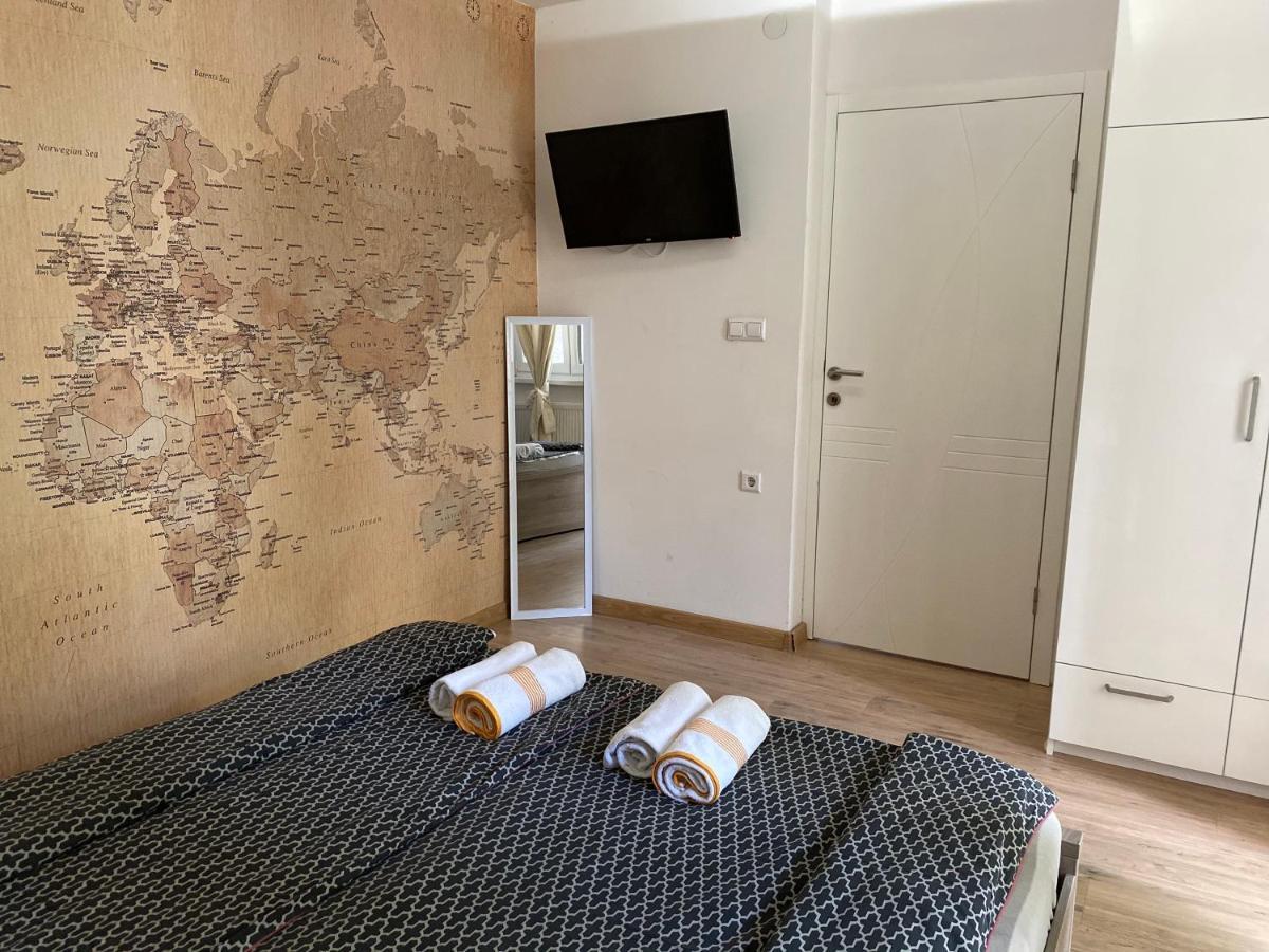 Art In Paradise Apartments Sarajevo Bagian luar foto